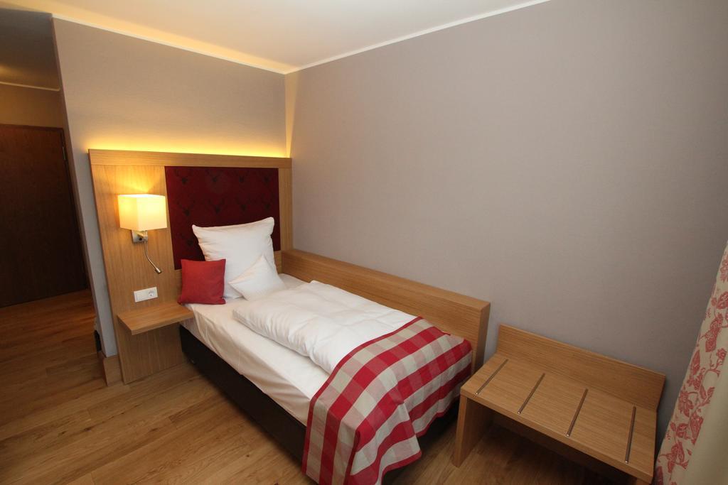 Hotel Rimberg Schmallenberg Quarto foto